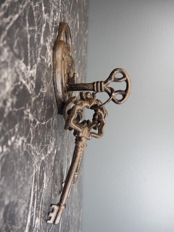 Keys W lock
