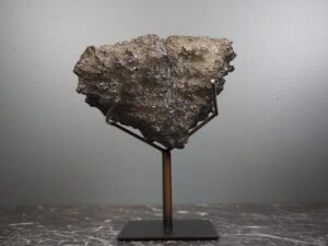 Resin Ore w Metal Base