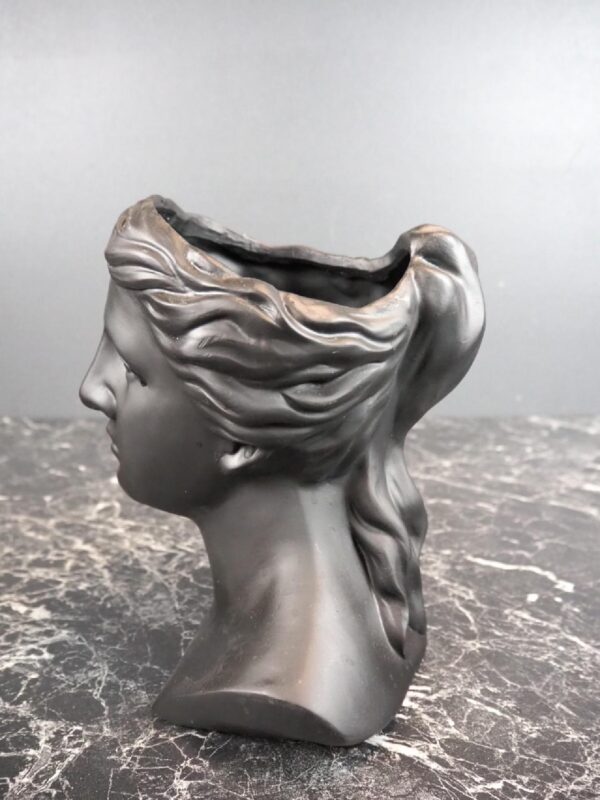 Head bust planter black S - Image 3