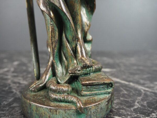 Poly Woman - Image 4