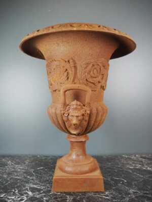 OPLONTIS URN  60 CM