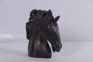 Arion Horse Head Aged black stone