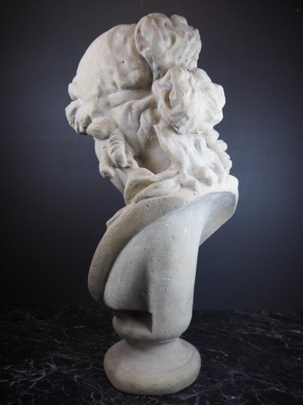 The Luna bust RS - Image 4
