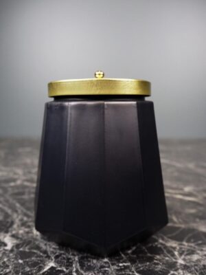 Monreal Polygonal candle