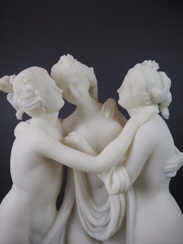 Three graces white marble finish - Image 3