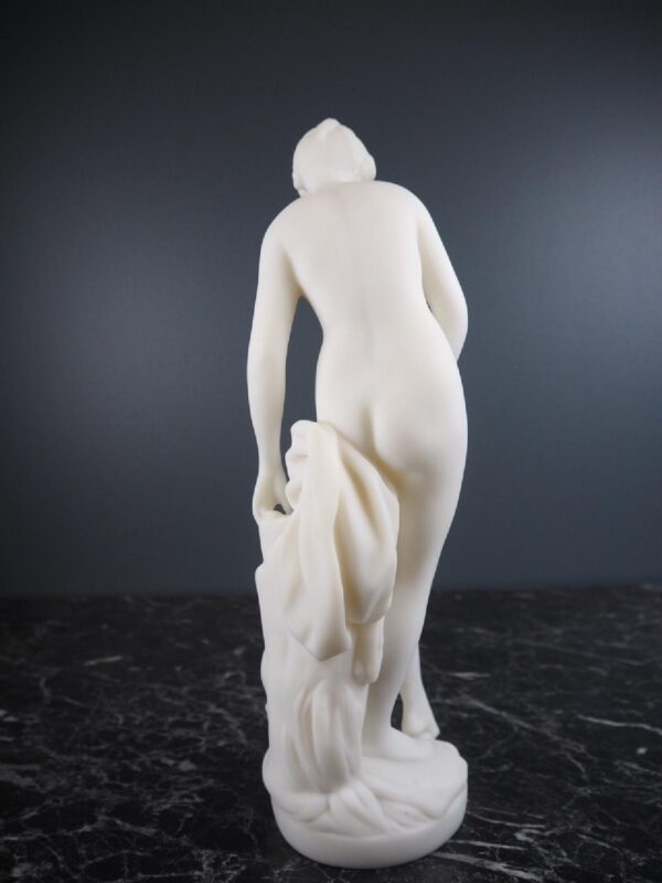 Venus white marble finish - Image 3