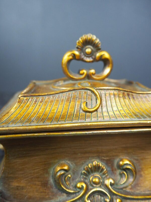 Jewel Box - Image 5