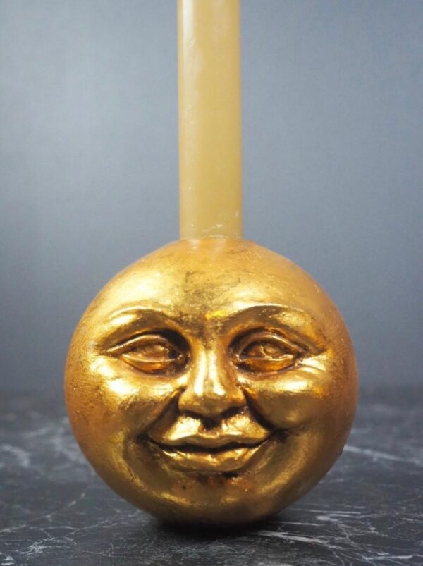 Small moonhead smiling CH tabletop GL ant