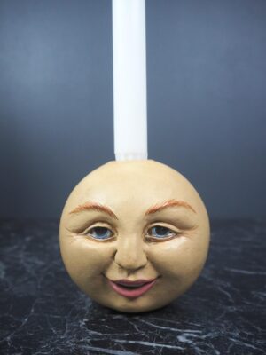 Small lady moonhead CH tabletop skintone ant