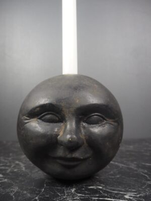 Moonface CH Mattblack w/eyes ant
