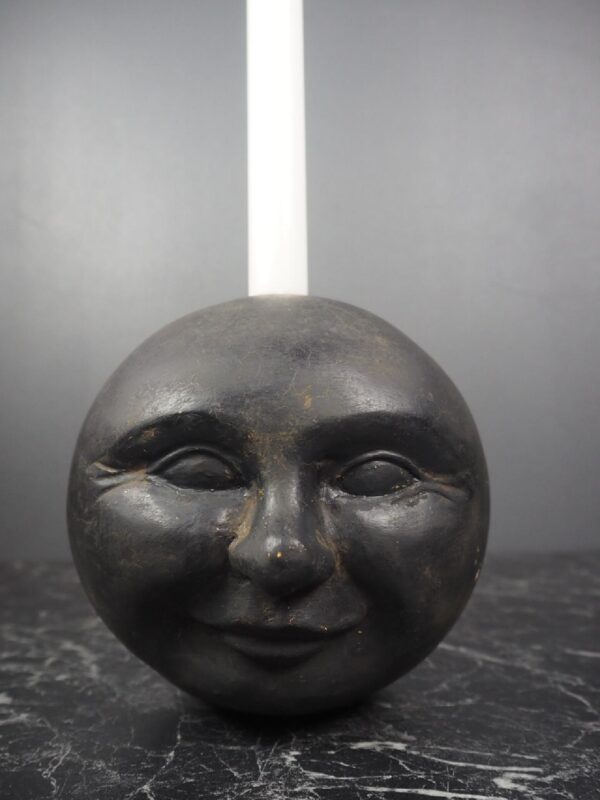 Moonface CH Mattblack w/eyes ant