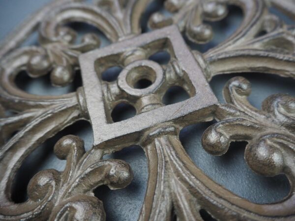 Round Trivet - Image 2