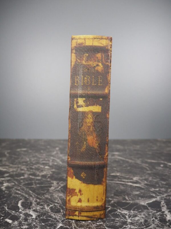 Man Book Box - Image 3