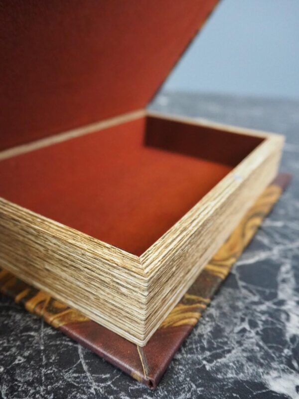 Book Box - Image 4