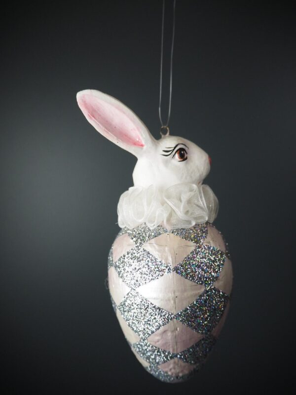 Easter egg rabbit Pearlized w Silver Glits - Image 2