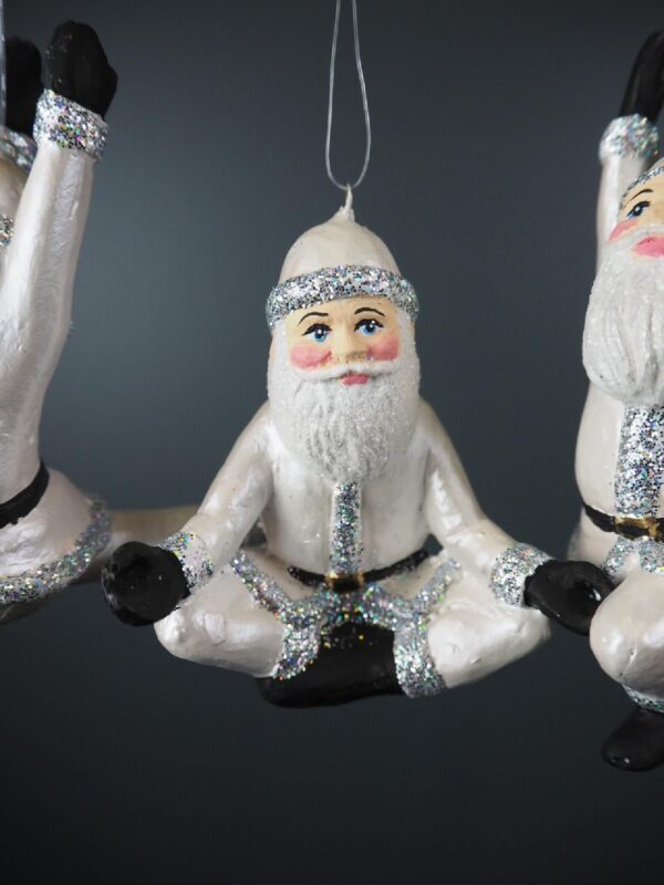 Yoga Santa Pearlized a/3 - Image 3