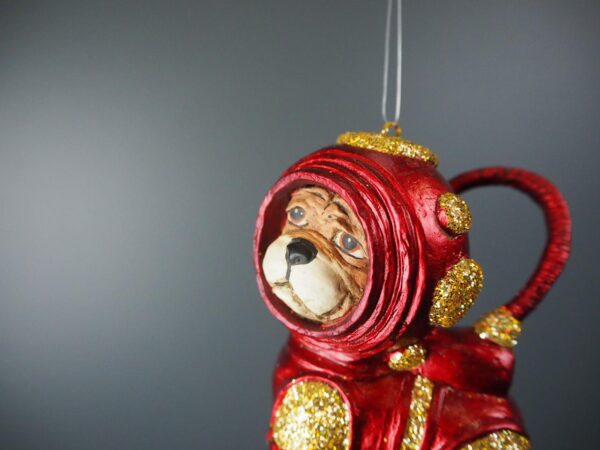 Astronaut Pug Satin Red with gold glits - Image 3
