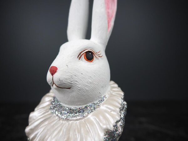 Royal bunny pearl white glits T.top - Image 4