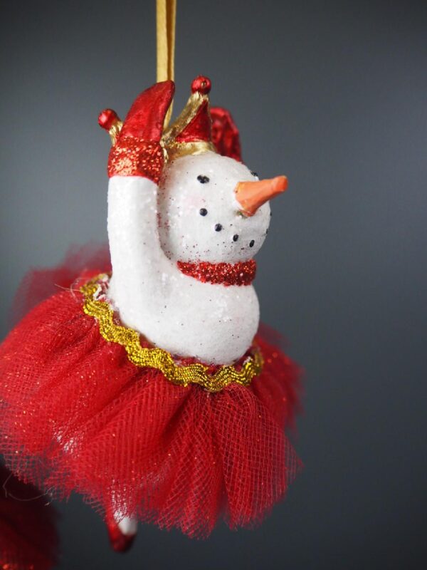 Snowrinas with Red Fabskirt a/3 - Image 3