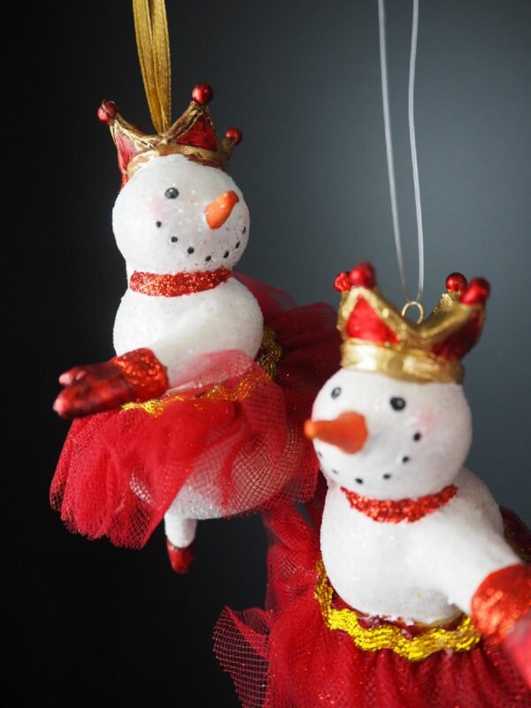 Snowrinas with Red Fabskirt a/3 - Image 4