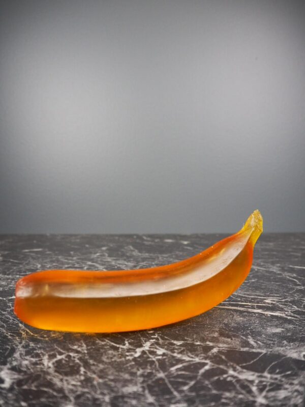 Clear banana in amber finish - Image 2