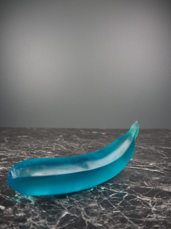 Clear banana in turquoise finish - Image 3