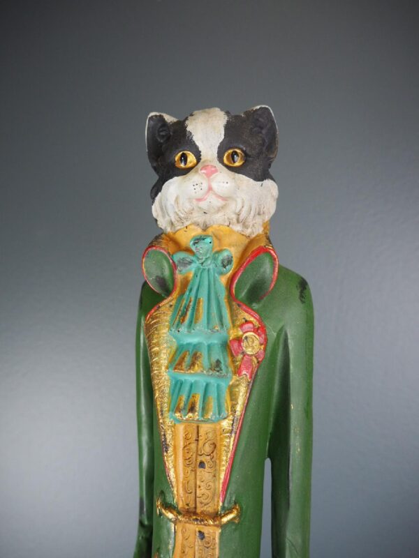 The Cat Figurine - Image 3
