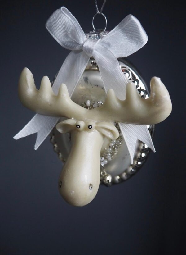 Glass and Poly Cow Head Orname - Image 2
