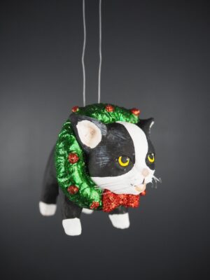 Christmas blk/wht cat w/ satin green