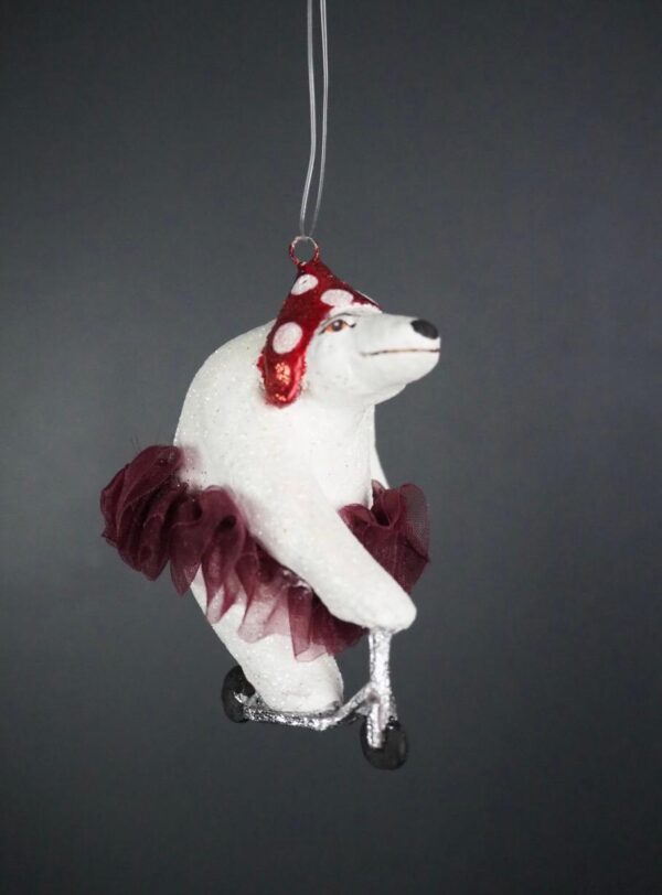 Polar bear white glits w/ skirt
