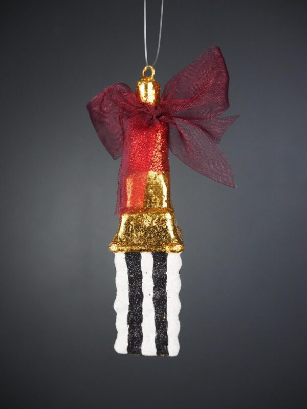 Lipstick orn with black white glits & ribbon on top