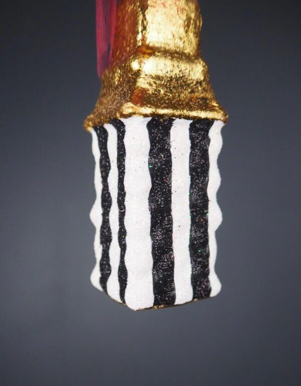 Lipstick orn with black white glits & ribbon on top - Image 2