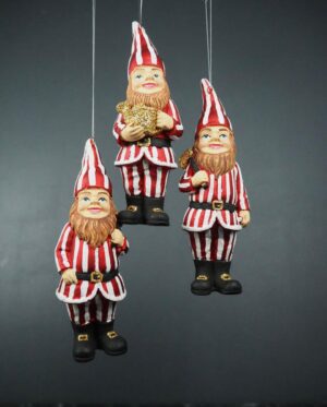Gnome in Satin red with white stripped glits details a/3