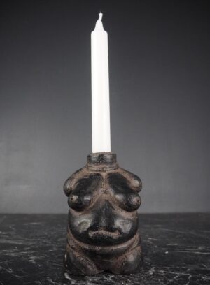 Naked woman CH in black stone finish