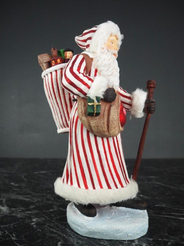 Santa w/giftbag red striped w/ fur - Image 4