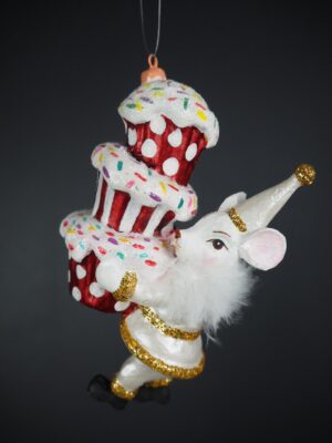 Little mouse cupcake tower pearl white