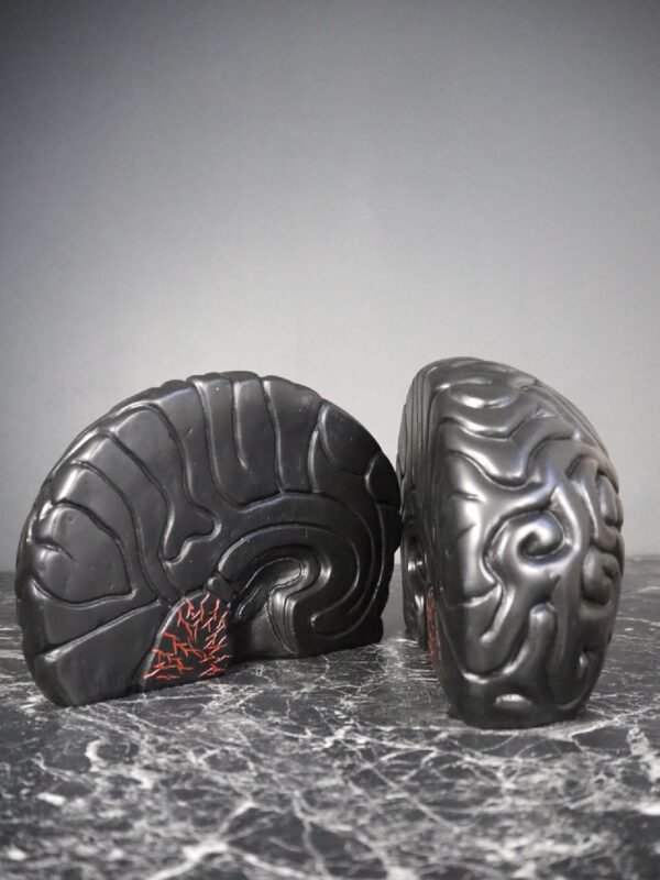 Brain bookend black - Image 3