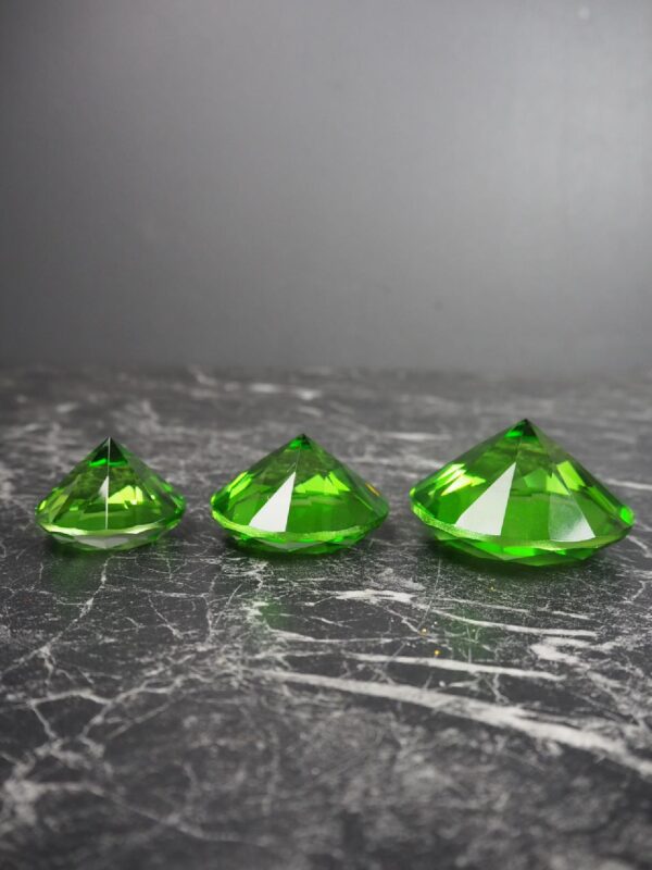 Glass Diamond Green 4CM - Image 3