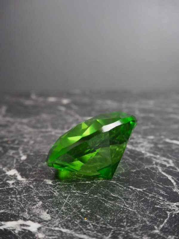 Glass Diamond Green 6CM
