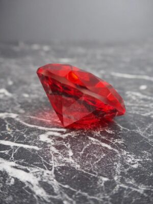 Glass Diamond Red 6CM