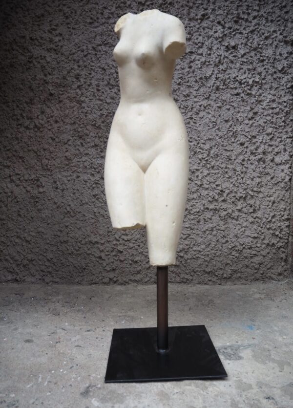 Venus Figure w Metal Base