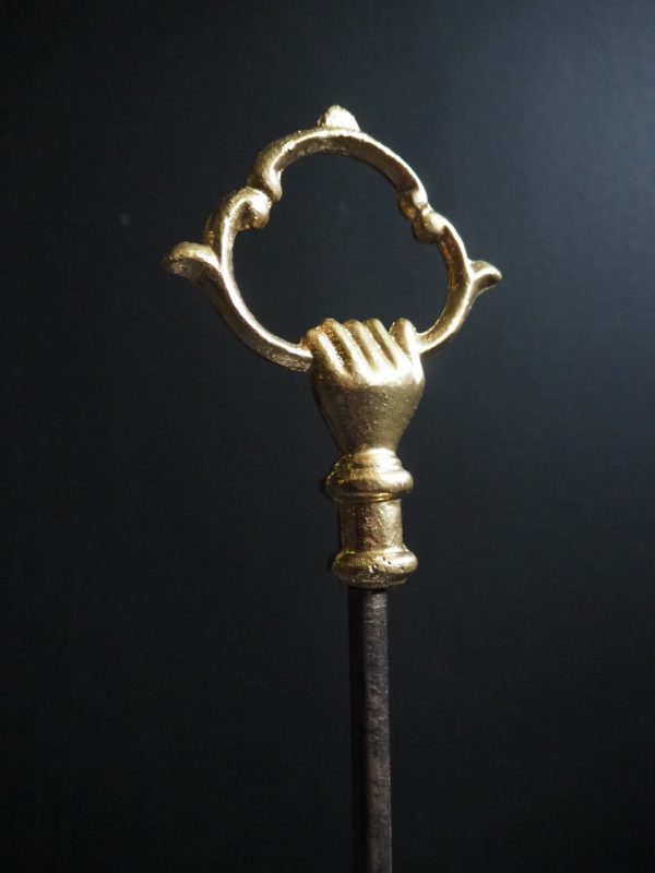 Yorkshire Piglet cast iron holder gold - Image 3