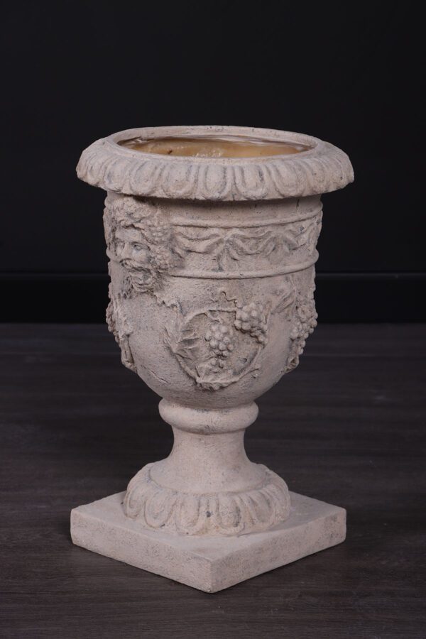 Bacchus urn - Image 3