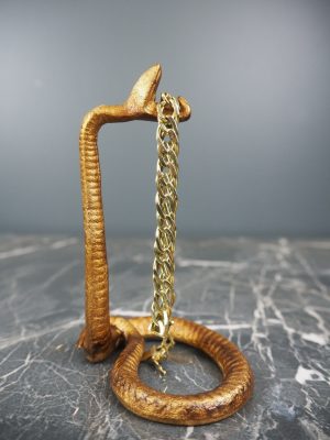 Snake jewelry holder