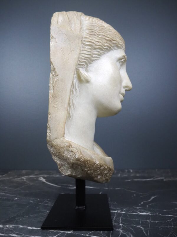 Aphrodite head White - Image 3