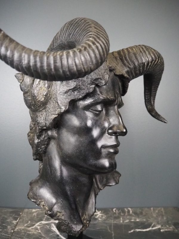 Horn Head Black - Image 5