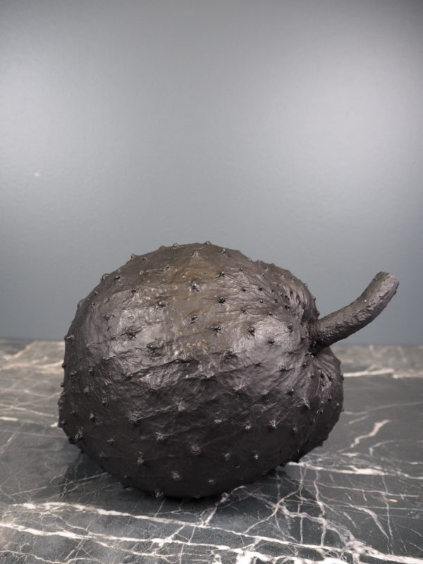 Guyabano Mattblack tablepiece - Image 3
