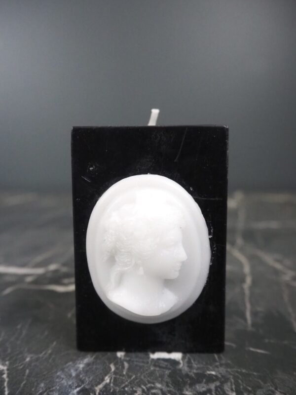 Wax candle portrait black
