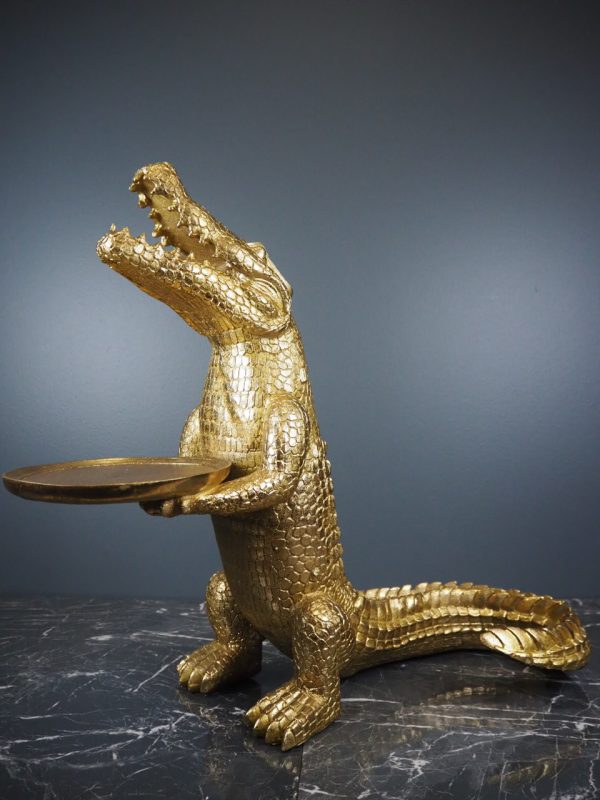 Cedric Crocodile waiter
