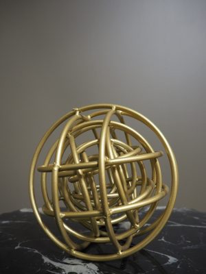 Infinity knot metal 18 cm